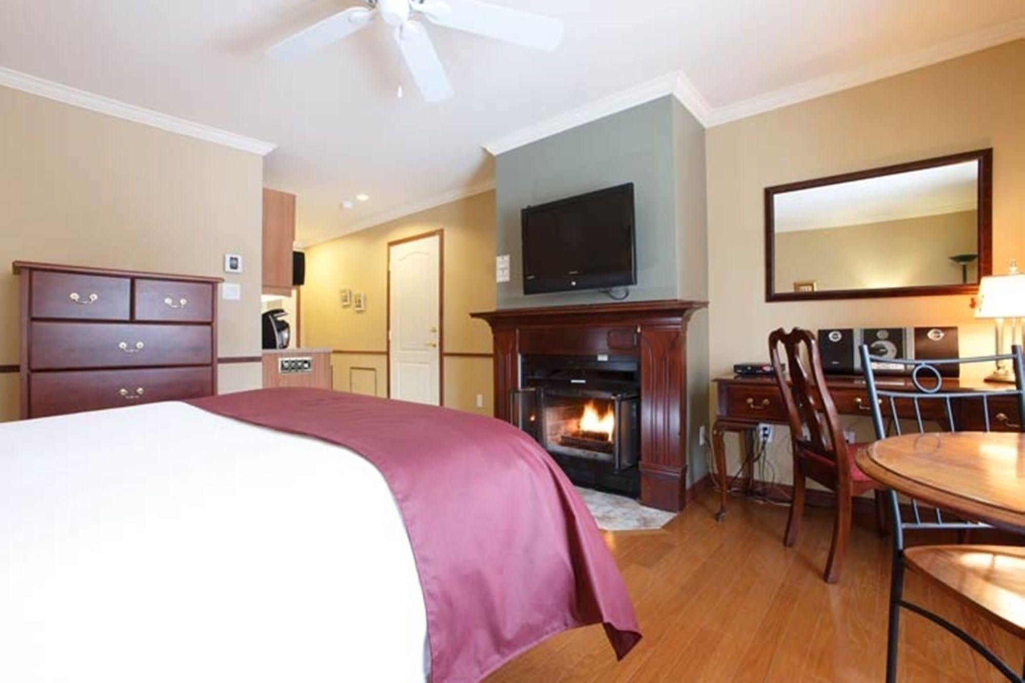 Relais St-Denis Hotel Saint-Sauveur Bagian luar foto